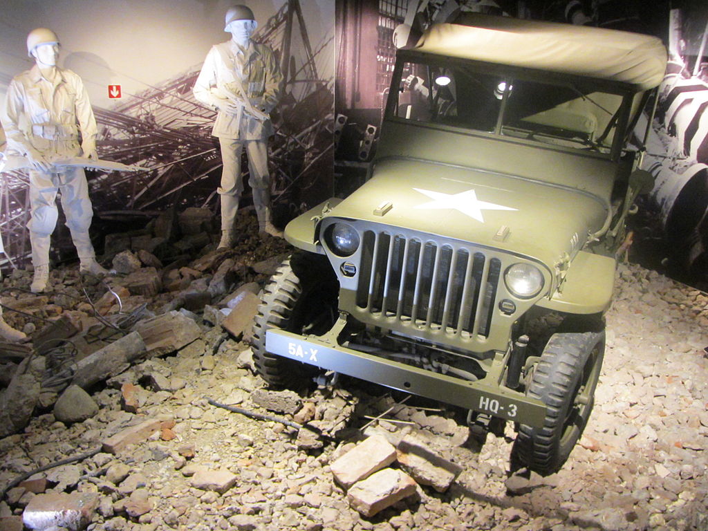 1024px--_01_Museo_Nazionale_dell'Automobile_di_Torino_Jeep_militare (1)