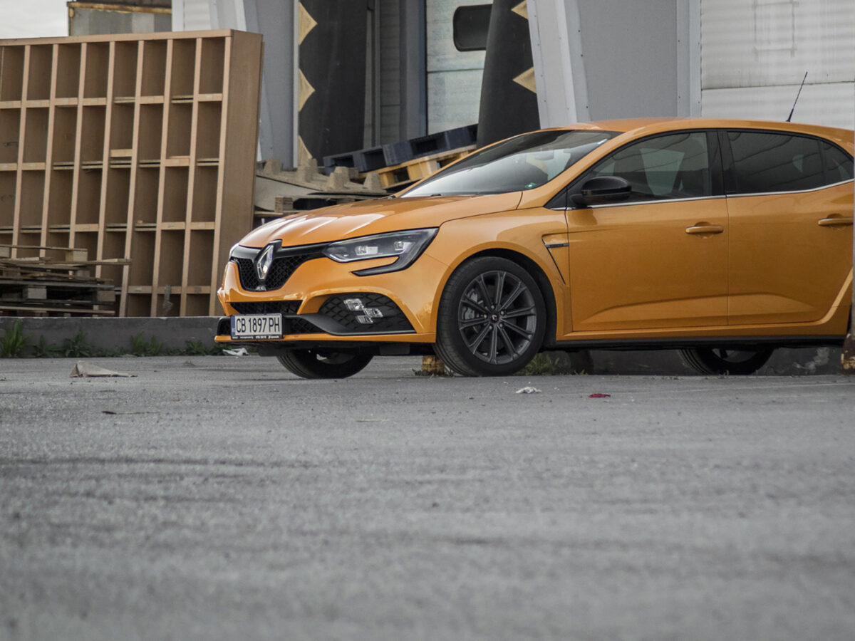 Megane R.S. – Доставката и първото пътуване
