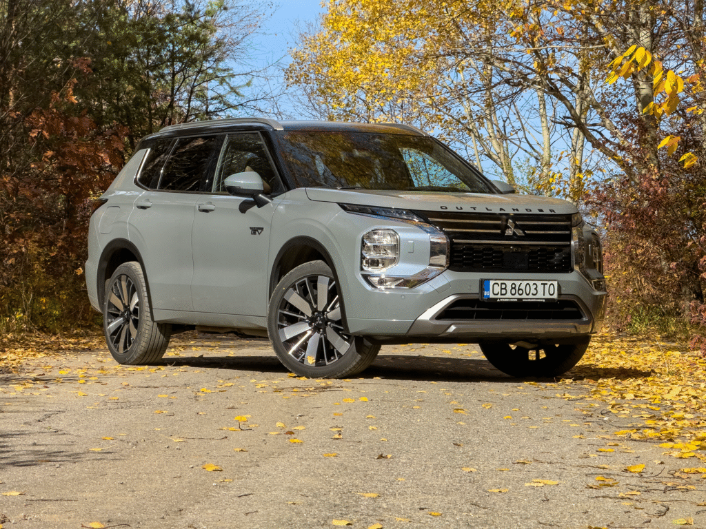 Mitsubishi Outlander –  Спокоен, логичен и електрифициран | тест